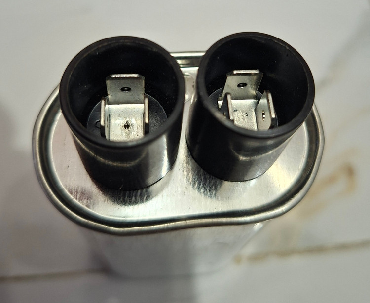 خازن مایکروویو